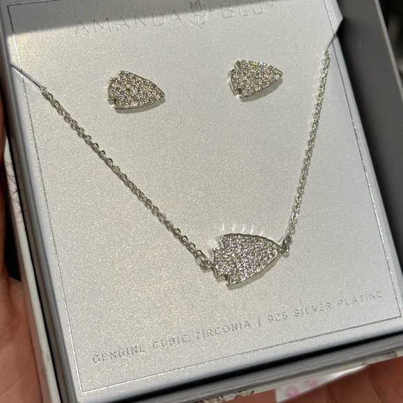 AMANDA BLU 925 Sterling Silver Plating Arrowheads Earrings Necklace Set NEW - Picture 3 of 3